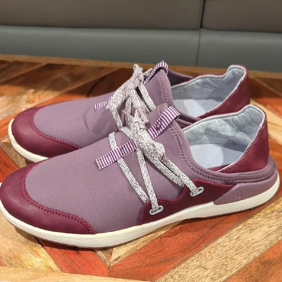 OluKai Women’s Miki Li’ Mauve/Plum Quick-Drying Outdoor Shoes